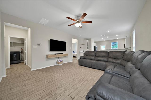 24715 Winema Woods Lane, Huffman, TX 77336