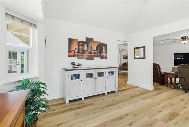 18649 Wildflower Dr, Penn Valley, CA 95946