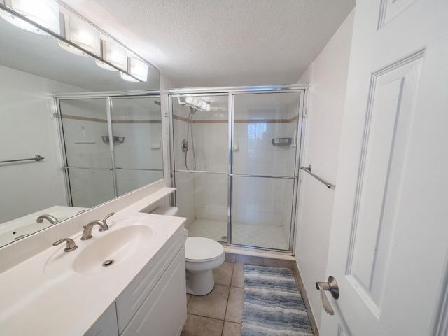 1000 SPANISH RIVER Road 4P, Boca Raton, FL 33432