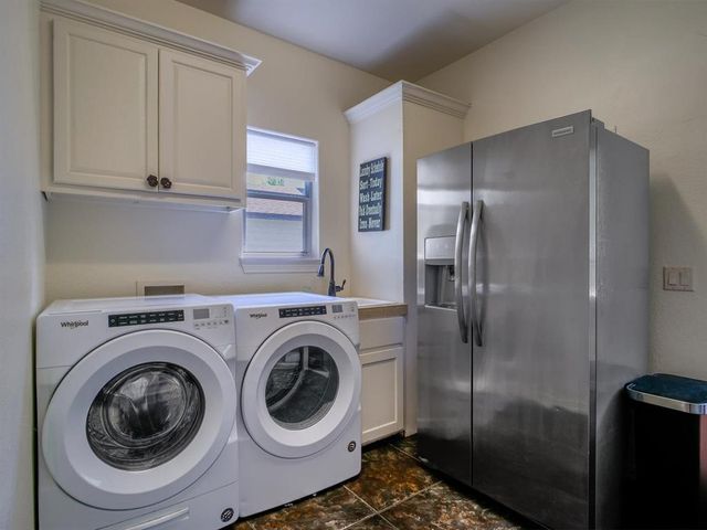 146 Meadow LN, Marble Falls, TX 78654