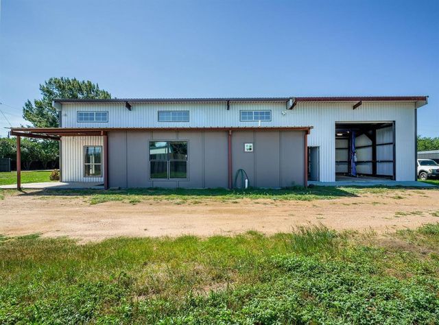146 Meadow LN, Marble Falls, TX 78654