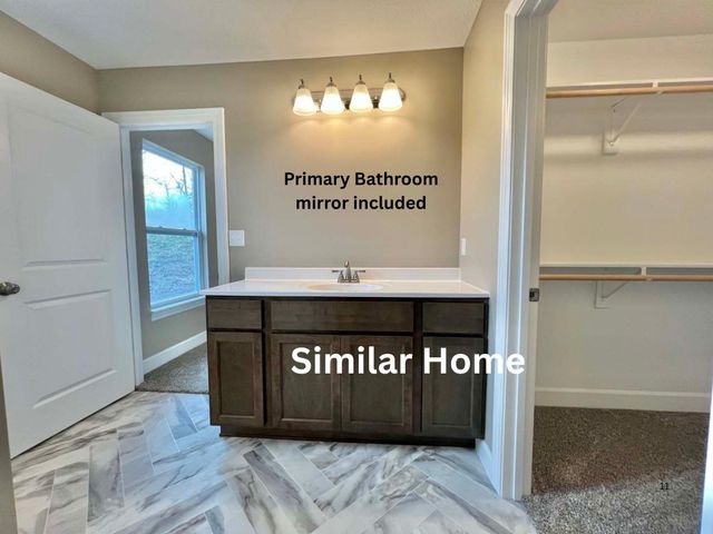 4710 E WHITTMORE CT, Columbia, MO 65202