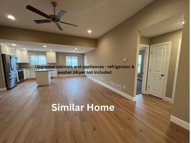 4710 E WHITTMORE CT, Columbia, MO 65202