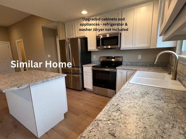 4710 E WHITTMORE CT, Columbia, MO 65202