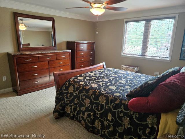 474 Beverly Island Drive, Waterford Charter Township, MI 48328