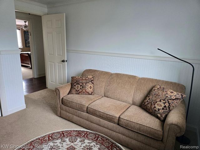 474 Beverly Island Drive, Waterford Charter Township, MI 48328