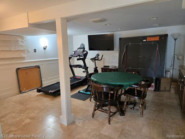 474 Beverly Island Drive, Waterford Charter Township, MI 48328