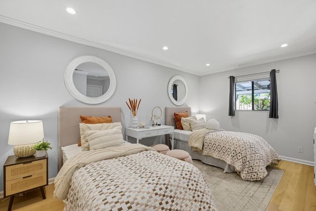 334 Hillview Avenue, Redwood City, CA 94062