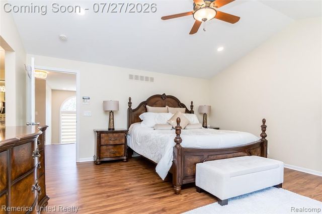 7112 Winding Brook Court 30, West Bloomfield, MI 48322