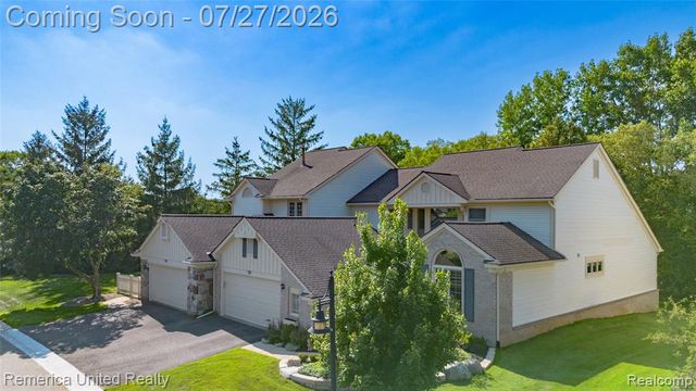 7112 Winding Brook Court 30, West Bloomfield, MI 48322