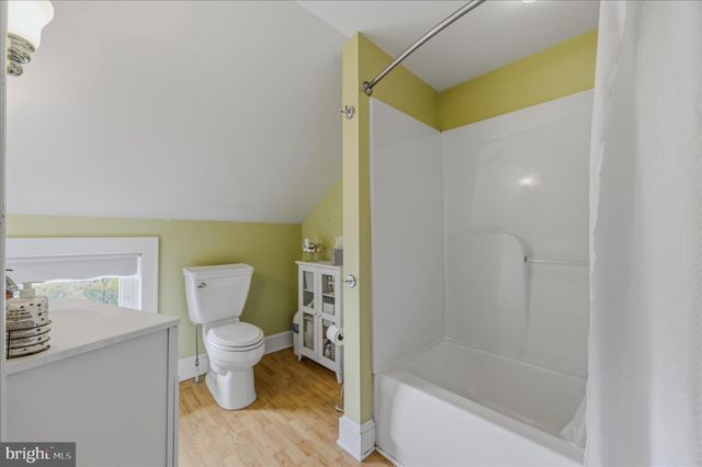 3877 DRY RUN RD, Hedgesville, WV 25427