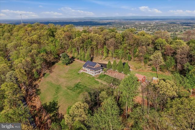 3877 DRY RUN RD, Hedgesville, WV 25427