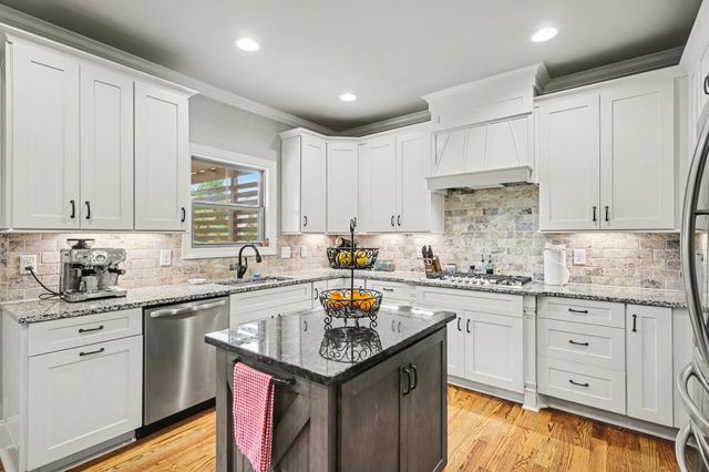 1030 Alpaca Dr, Spring Hill, TN 37174