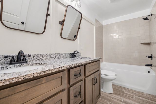 1030 Alpaca Dr, Spring Hill, TN 37174