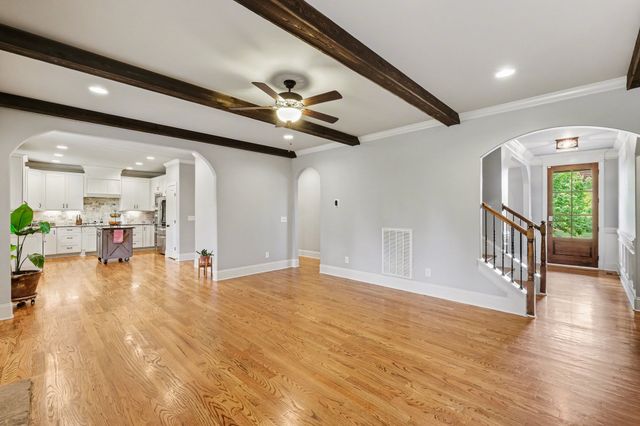 1030 Alpaca Dr, Spring Hill, TN 37174