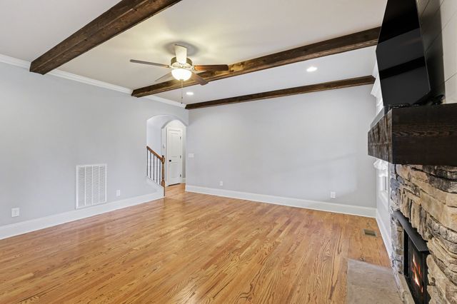 1030 Alpaca Dr, Spring Hill, TN 37174