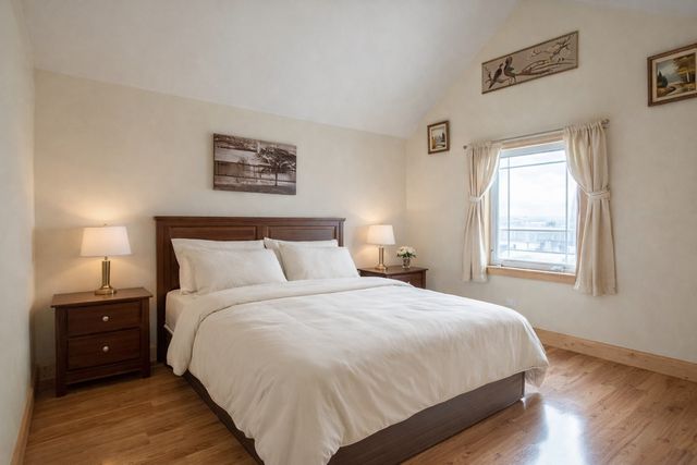 7842 Blazer Avenue, Justice, IL 60458