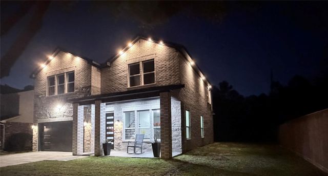 2823 Woodcreek Meadows Lane, Houston, TX 77073