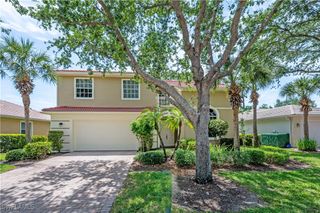 3911 Aurora CT, Naples, FL 34116