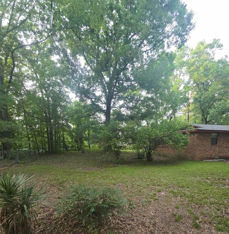 11806 Veronica Road, North Little Rock, AR 72118