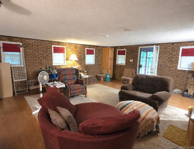 11806 Veronica Road, North Little Rock, AR 72118