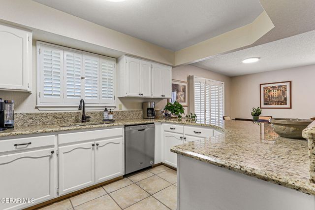 5917 Via Norte Lane, El Paso, TX 79912