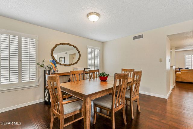 5917 Via Norte Lane, El Paso, TX 79912