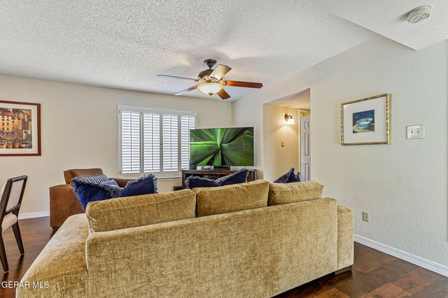 5917 Via Norte Lane, El Paso, TX 79912