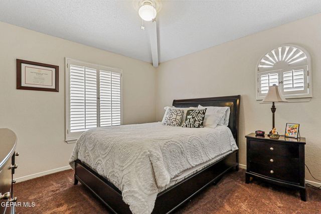 5917 Via Norte Lane, El Paso, TX 79912