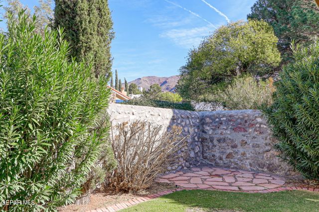 5917 Via Norte Lane, El Paso, TX 79912