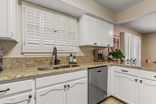 5917 Via Norte Lane, El Paso, TX 79912