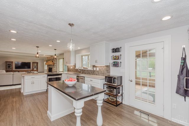 9043 Academy View Court, Washington Twp, OH 45458