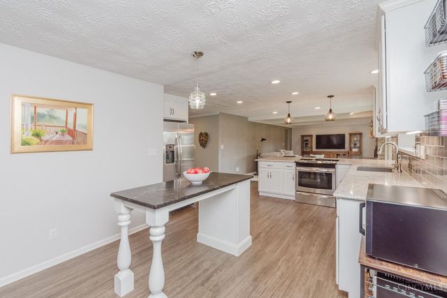 9043 Academy View Court, Washington Twp, OH 45458