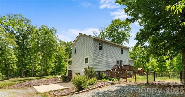 714 River Bend Drive, Mars Hill, NC 28754