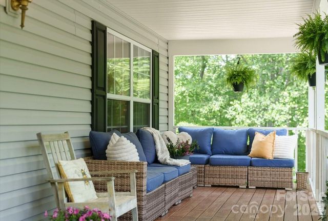 714 River Bend Drive, Mars Hill, NC 28754