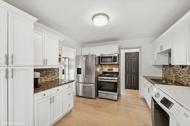 7018 ORCHARD Lane, Hanover Park, IL 60133