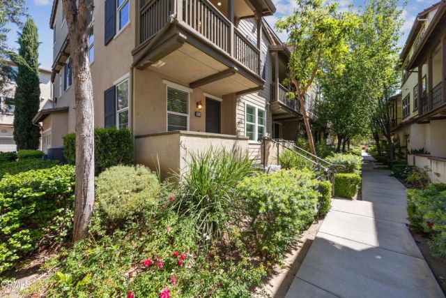 908 N Primrose Lane A, Azusa, CA 91702