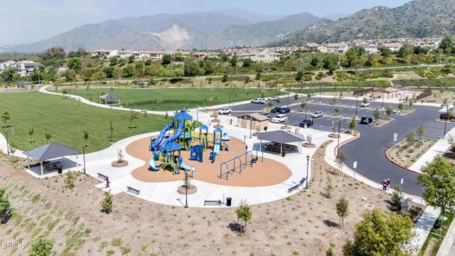 908 N Primrose Lane A, Azusa, CA 91702