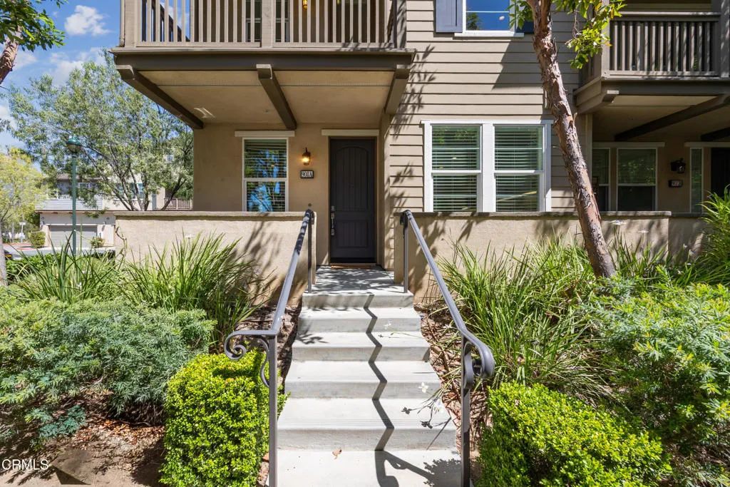 908 N Primrose Lane A, Azusa, CA 91702