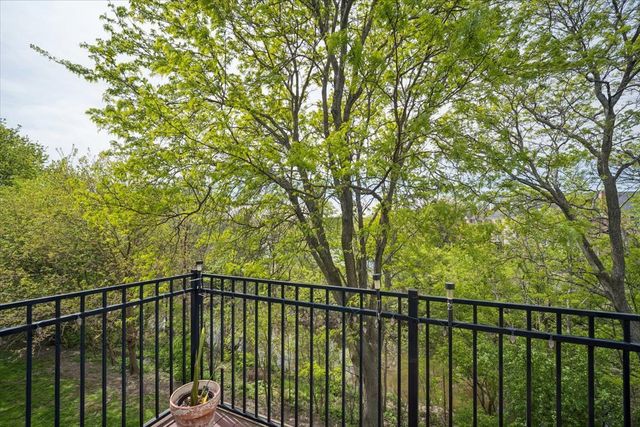 5400 Carriageway Drive 315, Rolling Meadows, IL 60008