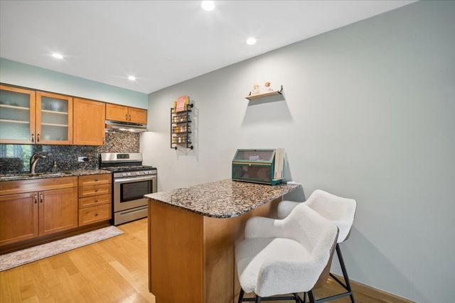5400 Carriageway Drive 315, Rolling Meadows, IL 60008