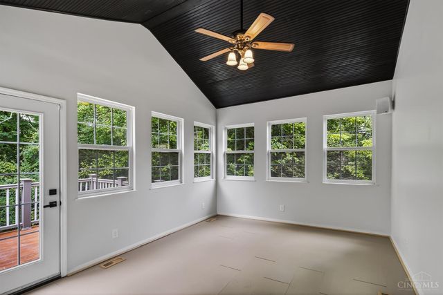 956 Palomar Drive, Miami Twp, OH 45140