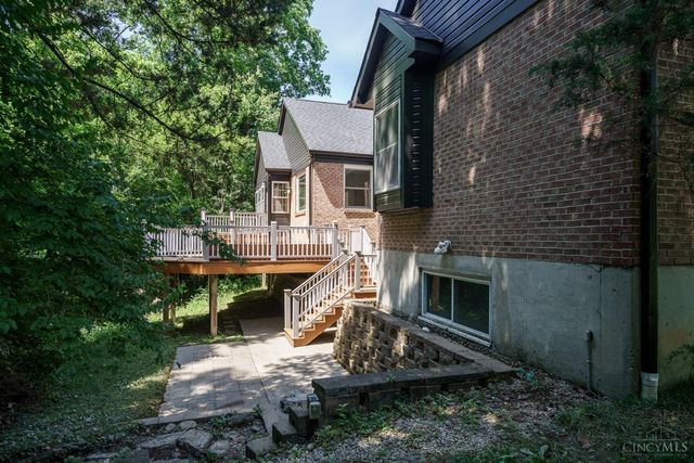 956 Palomar Drive, Miami Twp, OH 45140