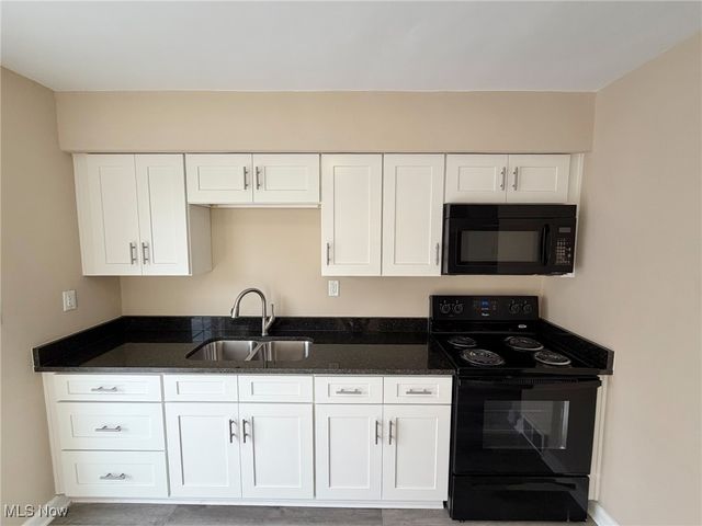 2012 Girard Avenue, Steubenville, OH 43952