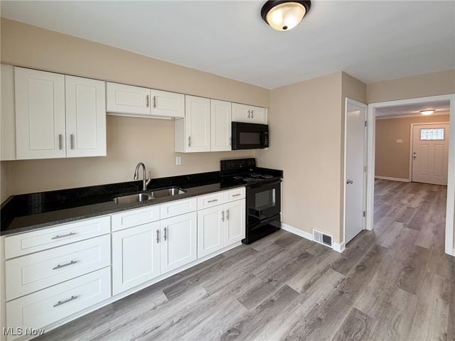 2012 Girard Avenue, Steubenville, OH 43952