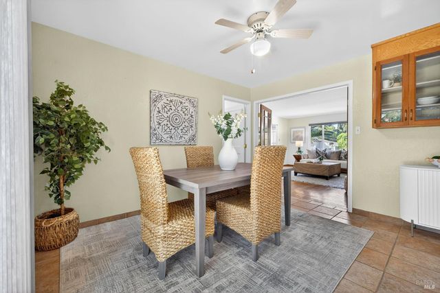 334 Richmond Dr, Santa Rosa, CA 95401