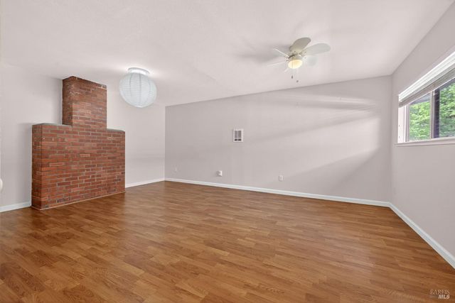 334 Richmond Dr, Santa Rosa, CA 95401