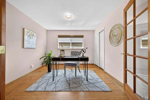 334 Richmond Dr, Santa Rosa, CA 95401