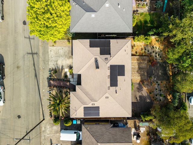 334 Richmond Dr, Santa Rosa, CA 95401