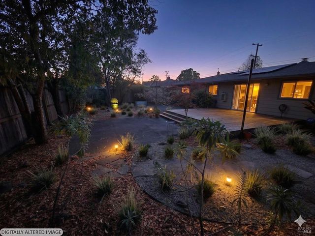 334 Richmond Dr, Santa Rosa, CA 95401